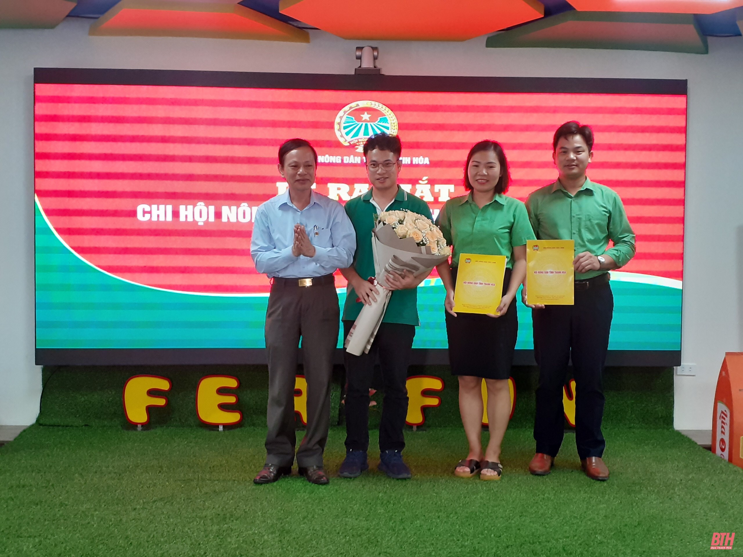 Thành lập Chi hội nông dân nghề nghiệp Tiến Nông