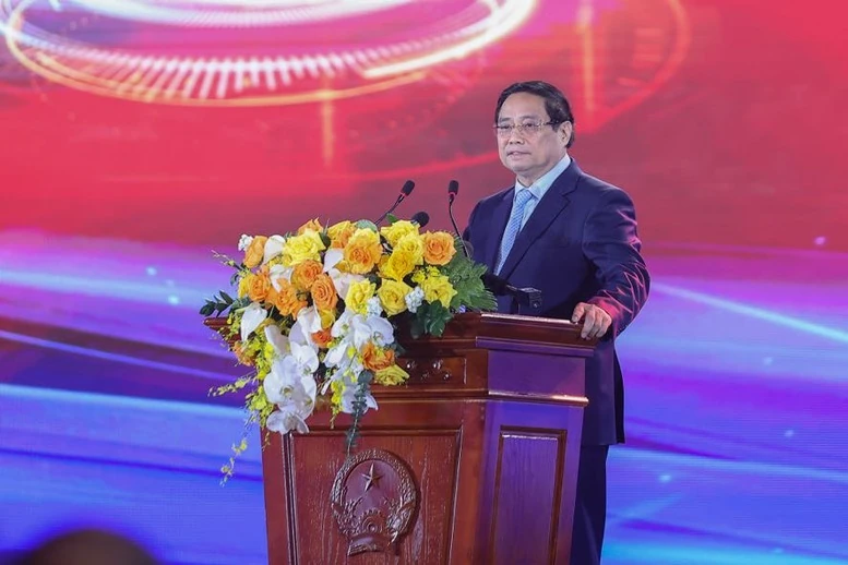 TỔNG THUẬT: Khai mạc trọng thể Triển lãm thành tựu đất nước “80 năm hành trình Độc lập - Tự do - Hạnh phúc”- Ảnh 2. Khai mạc trọng thể Triển lãm thành tựu đất nước “80 năm hành trình Độc lập - Tự do - Hạnh phúc”