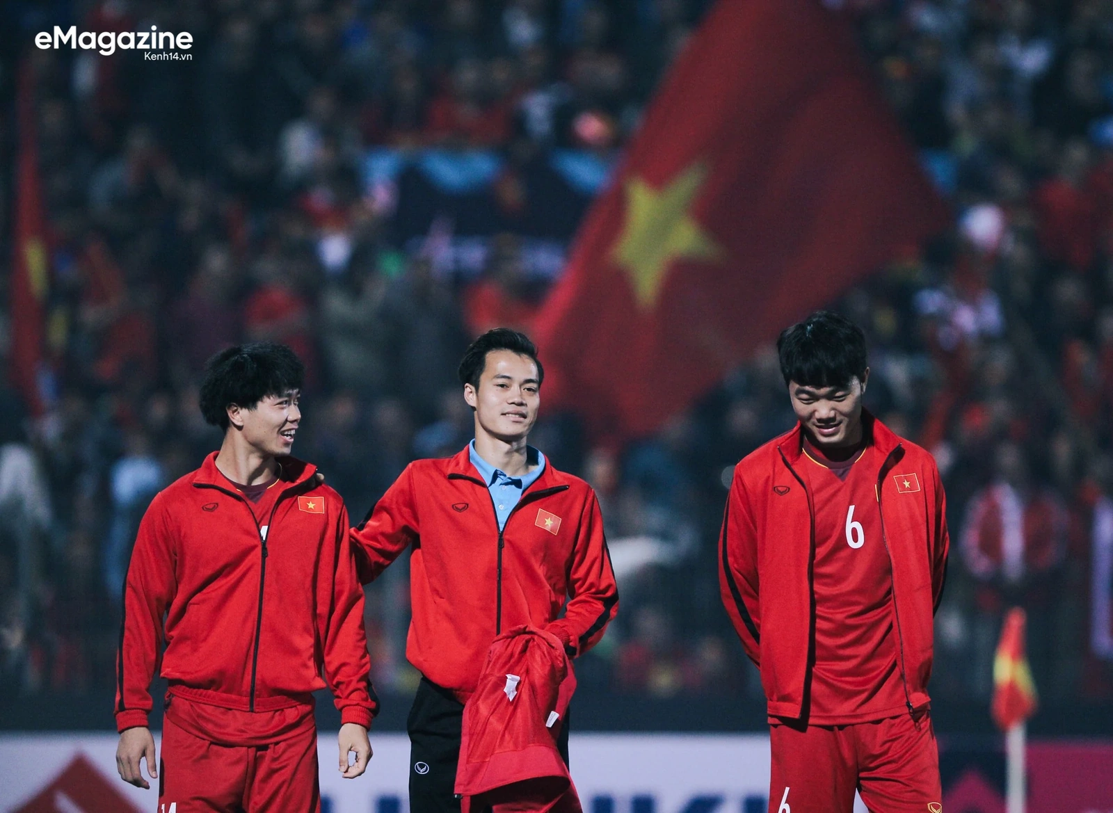 Chúng ta nhỏ bé, nhưng sẽ thật mạnh, nếu biết cùng nhau… ngẩng đầu lên - Ảnh 2. Tinh thần URI và một thế hệ ngẩng đầu