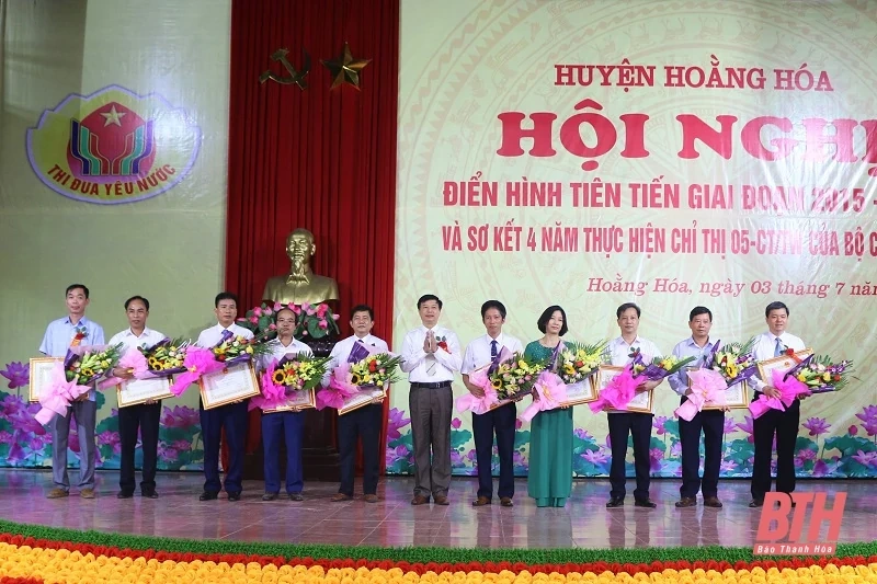 Huyện Hoằng Hóa biểu dương điển hình tiên tiến giai đoạn 2015-2020