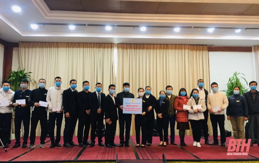 Hỗ trợ đoàn viên, người lao động khó khăn do ảnh hưởng của dịch COVID-19