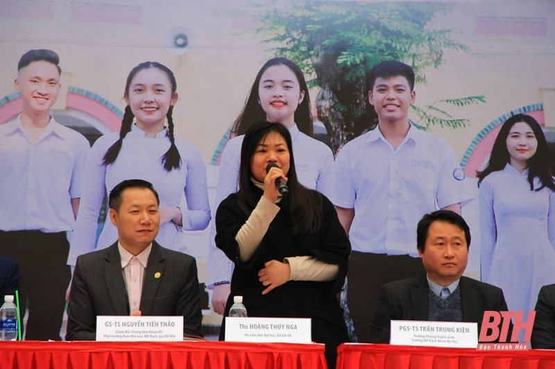 Hơn 3.000 học sinh Thanh Hóa tham gia Chương trình Tư vấn tuyển sinh – hướng nghiệp 2021