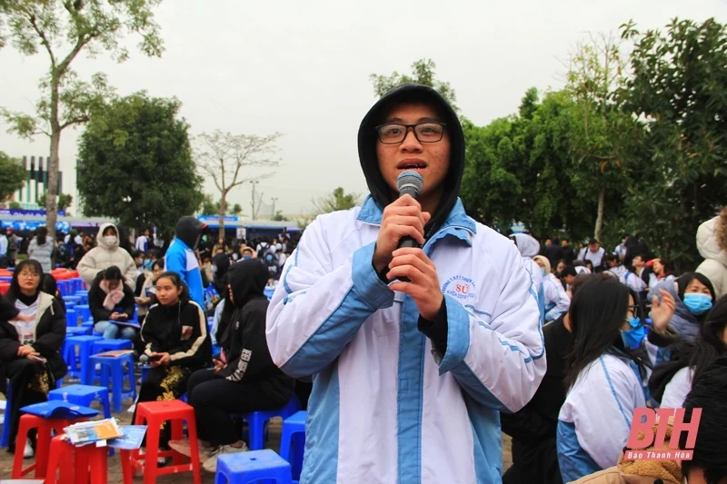 Hơn 3.000 học sinh Thanh Hóa tham gia Chương trình Tư vấn tuyển sinh – hướng nghiệp 2021