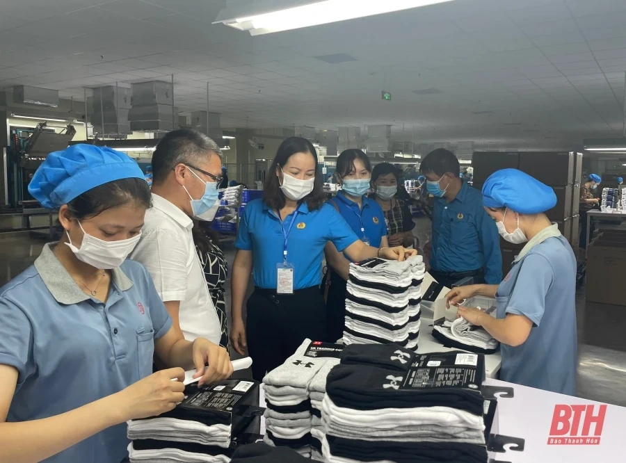 Ở đâu có công nhân, người lao động gặp khó, ở đó có công đoàn