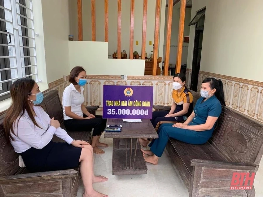 Ở đâu có công nhân, người lao động gặp khó, ở đó có công đoàn