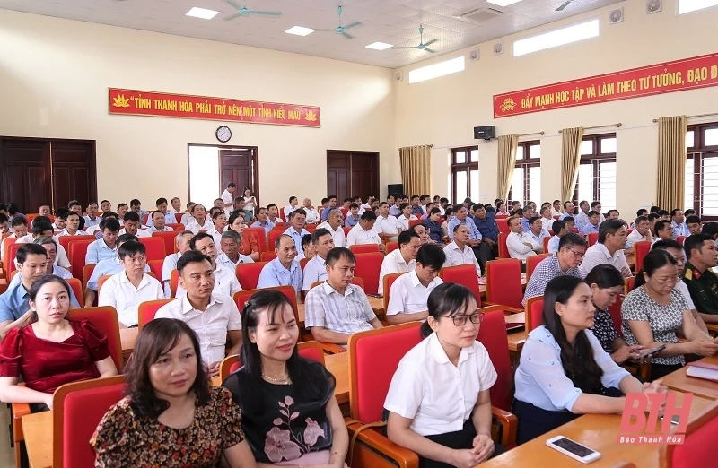 Bộ trưởng Bộ LĐ, TB&XH Đào Ngọc Dung tiếp xúc cử tri huyện Nông Cống và Như Thanh