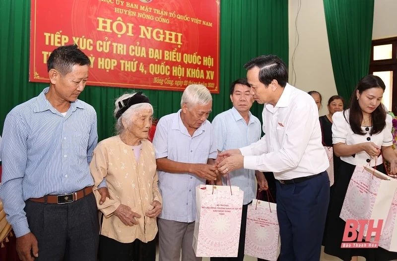 Bộ trưởng Bộ LĐ, TB&XH Đào Ngọc Dung tiếp xúc cử tri huyện Nông Cống và Như Thanh