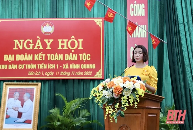 Đồng chí Bí thư Đảng ủy Khối Cơ quan và Doanh nghiệp tỉnh dự Ngày hội Đại đoàn kết tại khu dân cư thôn Tiến Ích 1