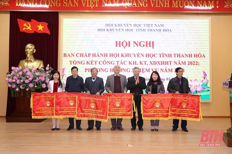 Nâng cao hiệu quả hoạt động khuyến học, khuyến tài, xây dựng xã hội học tập