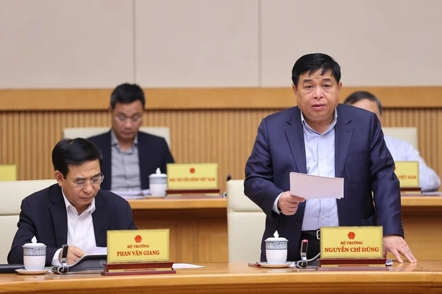 Giao nhiệm vụ cụ thể cho từng bộ, từng ngành để tháo gỡ khó khăn, thúc đẩy sản xuất, kinh doanh - Ảnh 7. Giao nhiệm vụ cụ thể cho từng bộ, từng ngành để tháo gỡ khó khăn, thúc đẩy sản xuất, kinh doanh