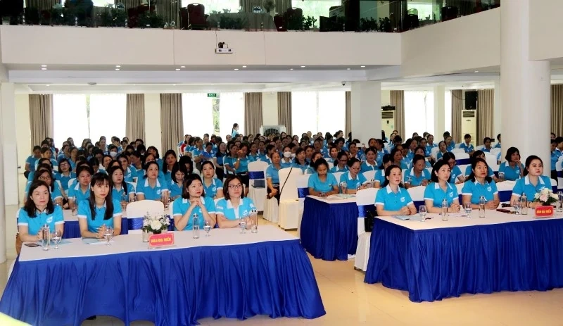 Tập huấn nâng cao năng lực, kỹ năng cho cán bộ hội phụ nữ cơ sở