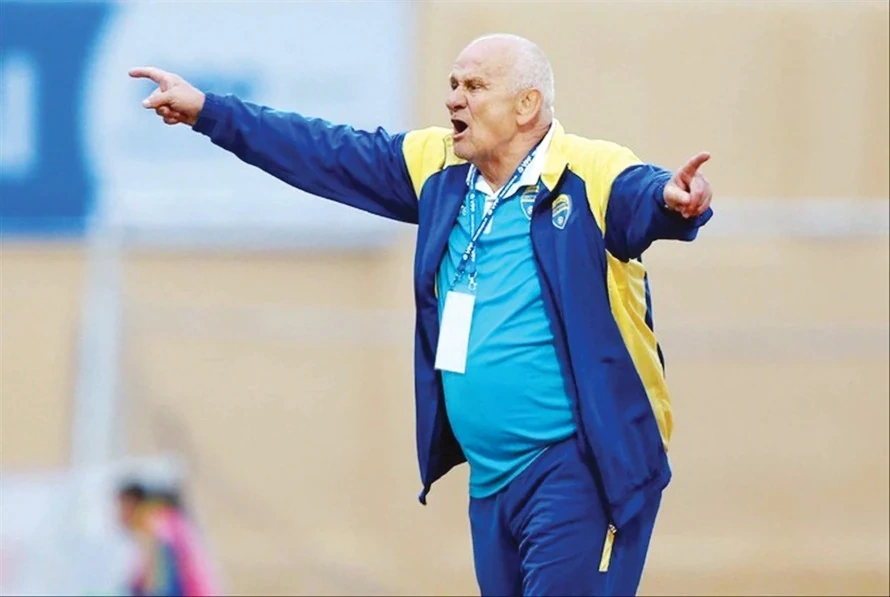 Đông Á Thanh Hóa bổ sung nhân sự; HLV Luis Enrique dẫn dắt PSG