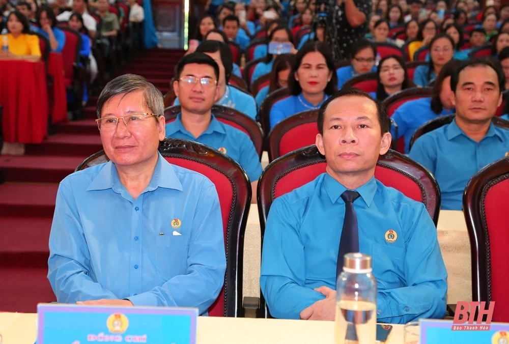 Thanh Hóa tôn vinh, biểu dương điển hình tiên tiến trong Chương trình “1 triệu sáng kiến - nỗ lực vượt khó, sáng tạo, quyết tâm chiến thắng đại dịch COVID-19”