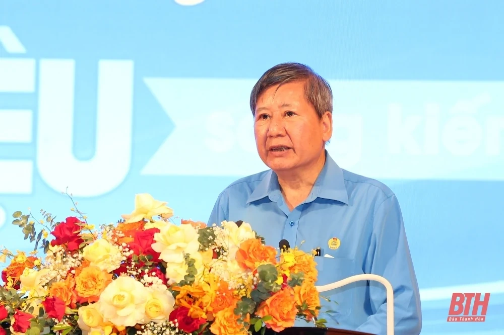 Thanh Hóa tôn vinh, biểu dương điển hình tiên tiến trong Chương trình “1 triệu sáng kiến - nỗ lực vượt khó, sáng tạo, quyết tâm chiến thắng đại dịch COVID-19”