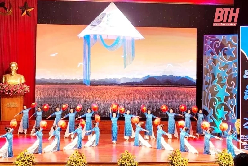 Hưởng ứng “Tuần lễ áo dài Việt Nam” từ ngày 14 đến 20/10