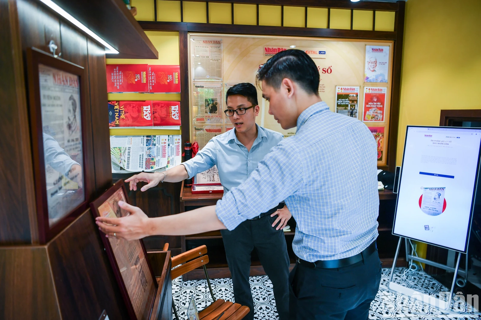 Ra mắt Không gian trưng bày, trải nghiệm và giới thiệu sản phẩm Báo Nhân Dân