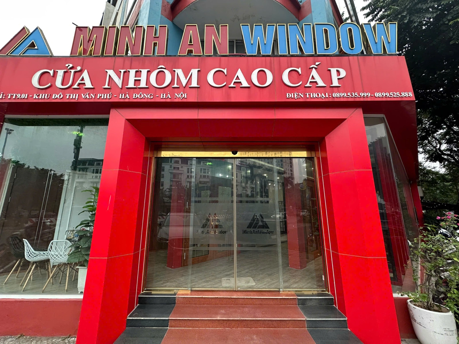Minh An Window chuyên thi công, lắp đặt cửa kính tự động uy tín