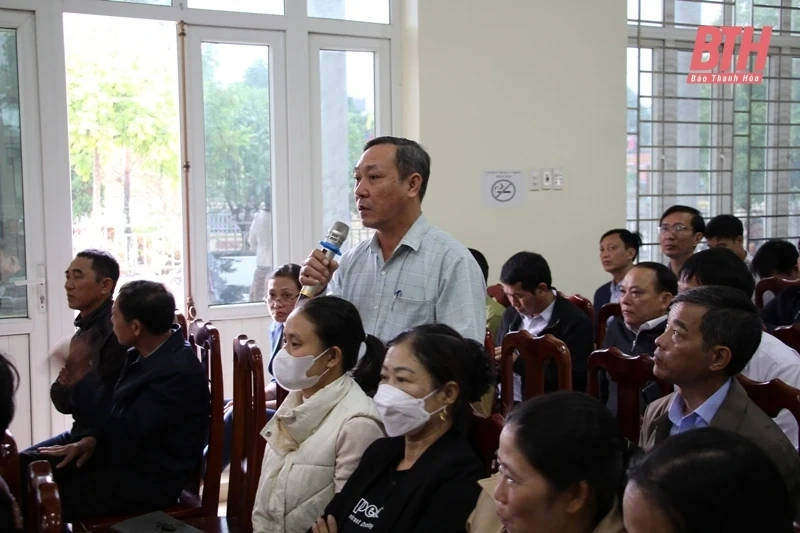 Cử tri huyện Nga Sơn kiến nghị việc di dân, tái định cư khu vực ngoài đê sông Hoạt