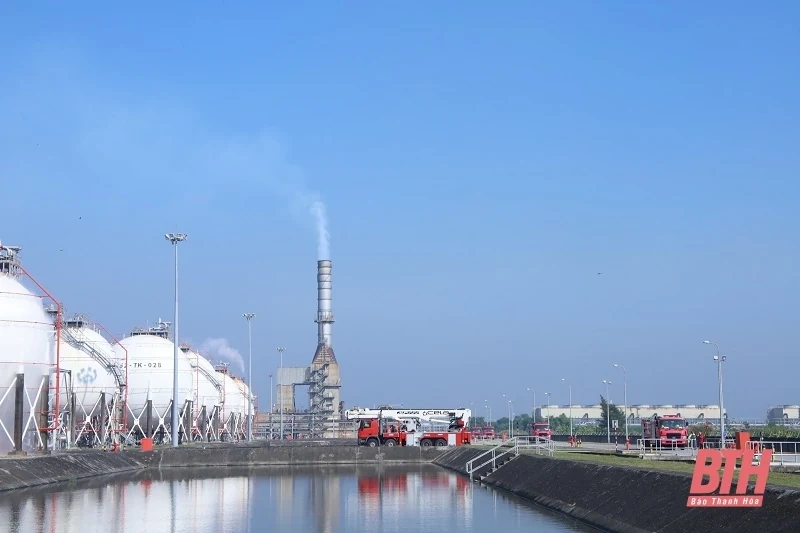 Tổng duyệt diễn tập phương án chữa cháy và cứu nạn, cứu hộ tại Nhà máy Lọc hoá dầu Nghi Sơn