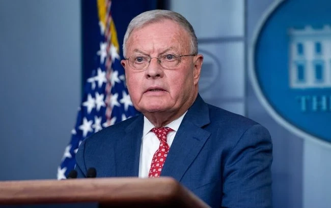 Xung đột Nga-Ukraine: Không có chiến thắng như Thế chiến II, Zelensky mời Kellogg ra tiền tuyến