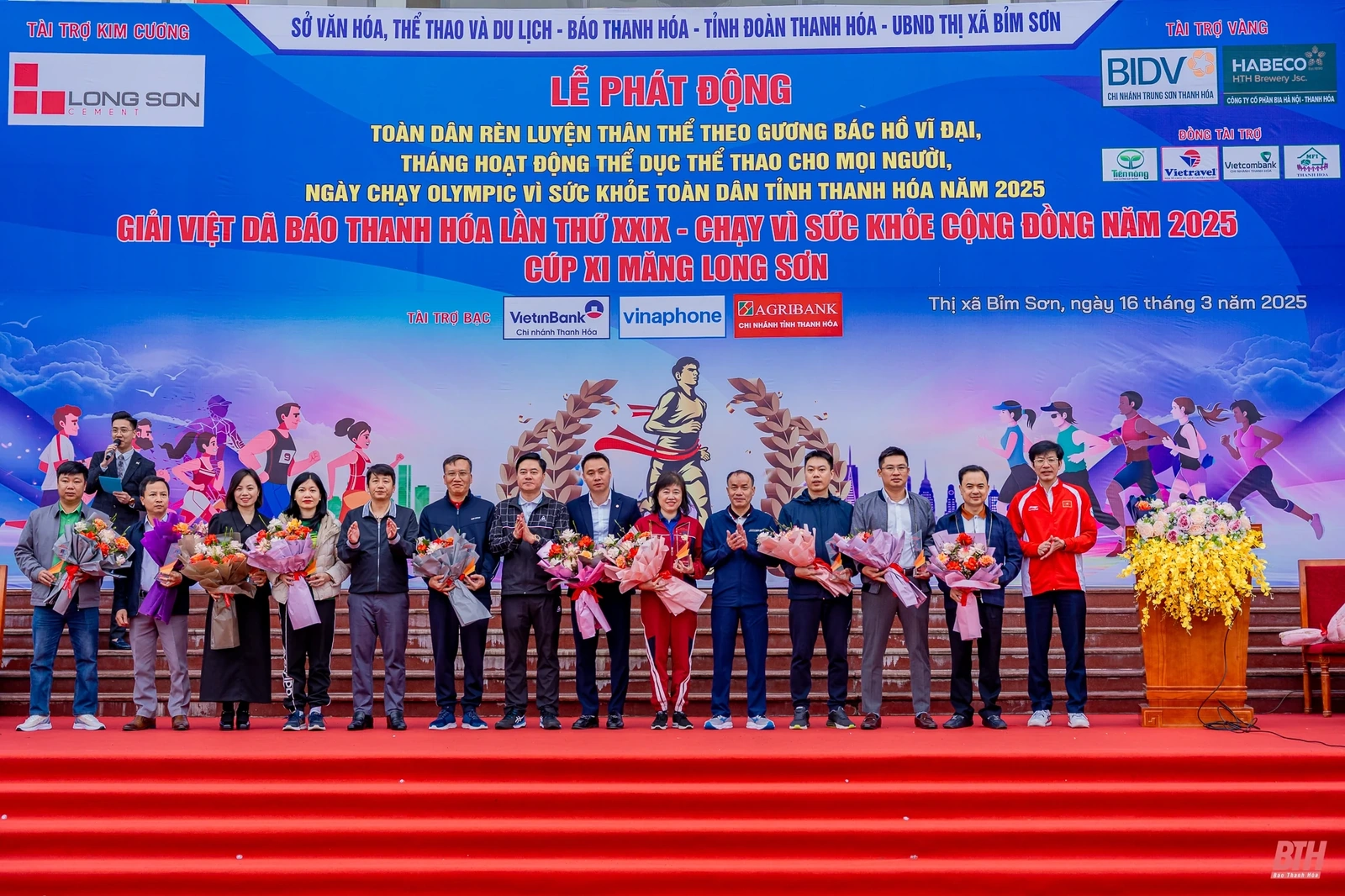 Vinh danh cá nhân, tập thể xuất sắc tại Giải việt dã Báo Thanh Hóa 2025