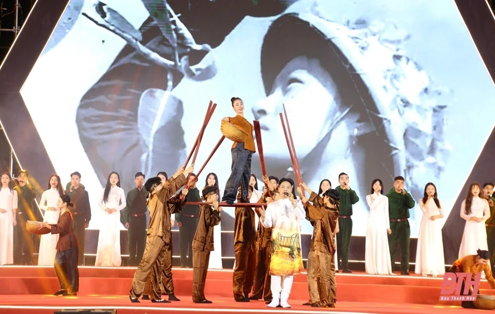 Chương trình nghệ thuật “60 năm - Bản hùng ca Hàm Rồng”