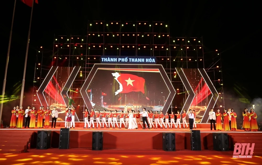 Chương trình nghệ thuật “60 năm - Bản hùng ca Hàm Rồng”