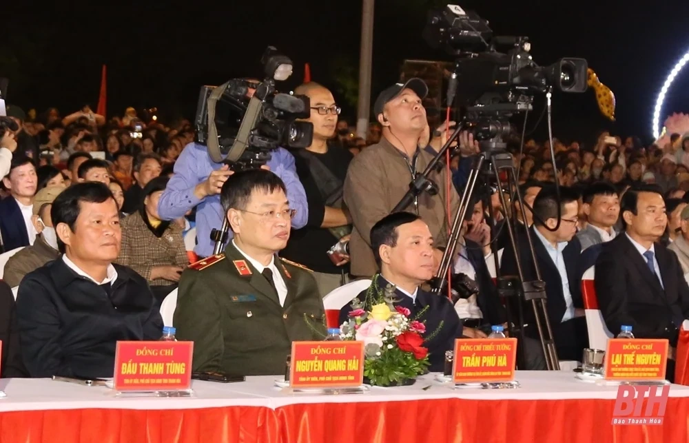 Chương trình nghệ thuật “60 năm - Bản hùng ca Hàm Rồng”