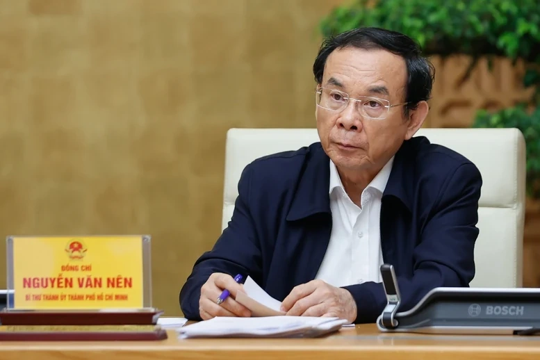 Thủ tướng: Càng khó khăn, thách thức, áp lực thì càng bản lĩnh, nỗ lực, phấn đấu vươn lên mạnh mẽ- Ảnh 5. Thủ tướng: Càng khó khăn, thách thức, áp lực thì càng bản lĩnh, nỗ lực, phấn đấu vươn lên mạnh mẽ