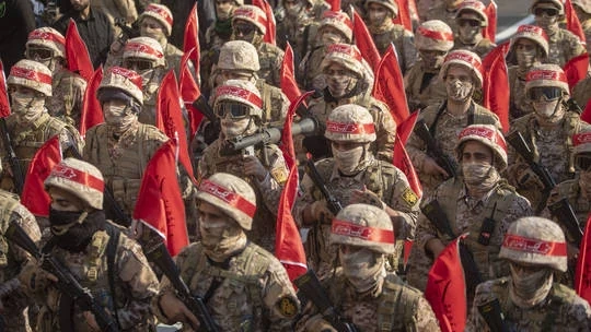 Iran đặt quân đội vào tình trạng báo động cao