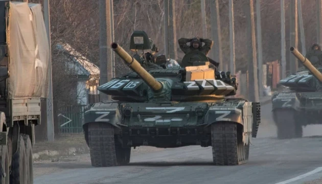 Nga di chuyển hàng loạt thiết bị quân sự đến Crimea