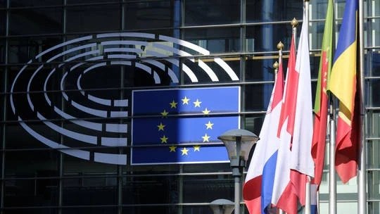 EU từ chối dỡ bỏ lệnh trừng phạt Nga