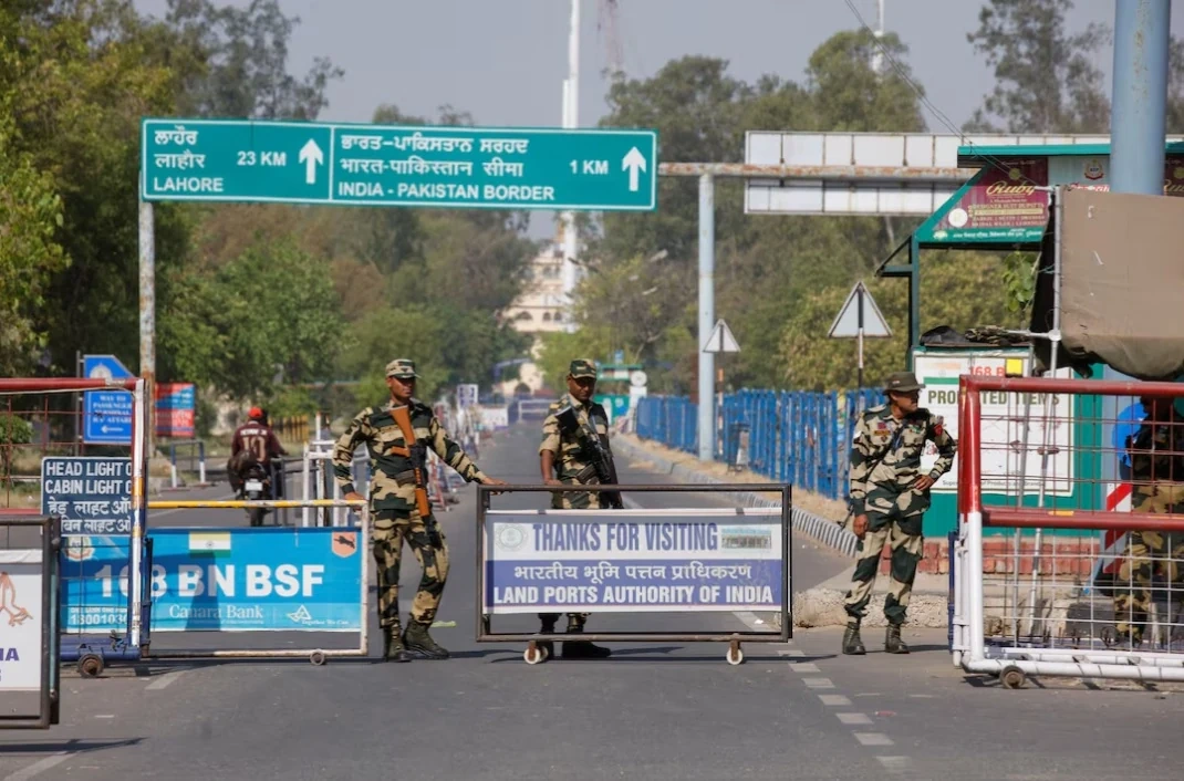 Quân đội Ấn Độ và Pakistan tiếp tục đấu súng