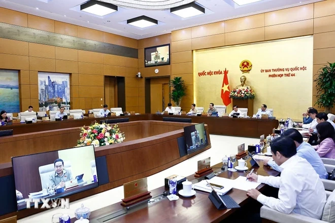 Quyết liệt chống lãng phí, nắm bắt cơ hội phát triển kinh tế - xã hội