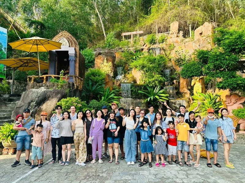 Nha Trang Travel công ty đặt tour Nha Trang uy tín, giá rẻ