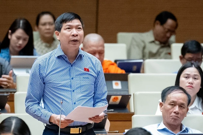 ĐBQH Trần Văn Thức (Đoàn ĐBQH tỉnh Thanh Hóa): Đề xuất giao quyền chủ động cho ngành GD&ĐT trong tuyển dụng, sử dụng giáo viên