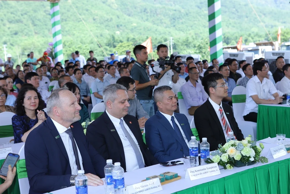 Khởi công xây dựng nhà máy sản xuất ván tre ép gần 3.200 tỷ đồng