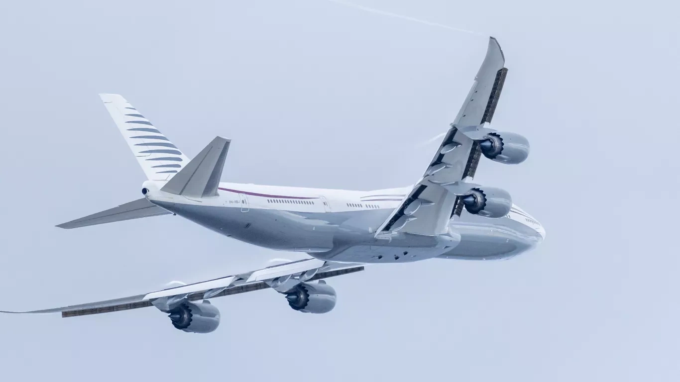 Mỹ chấp nhận Boeing 747 từ Qatar để làm Không lực Một