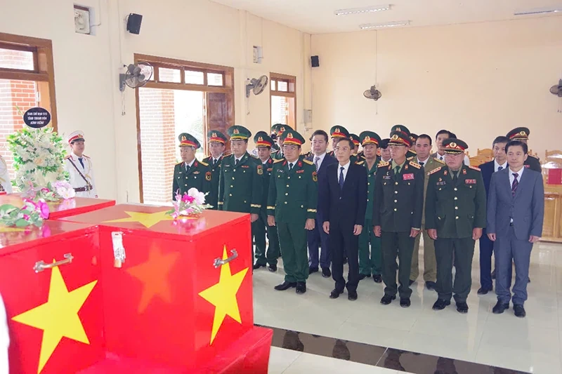 Tăng cường hợp tác tìm kiếm, quy tập hài cốt liệt sỹ tại Lào