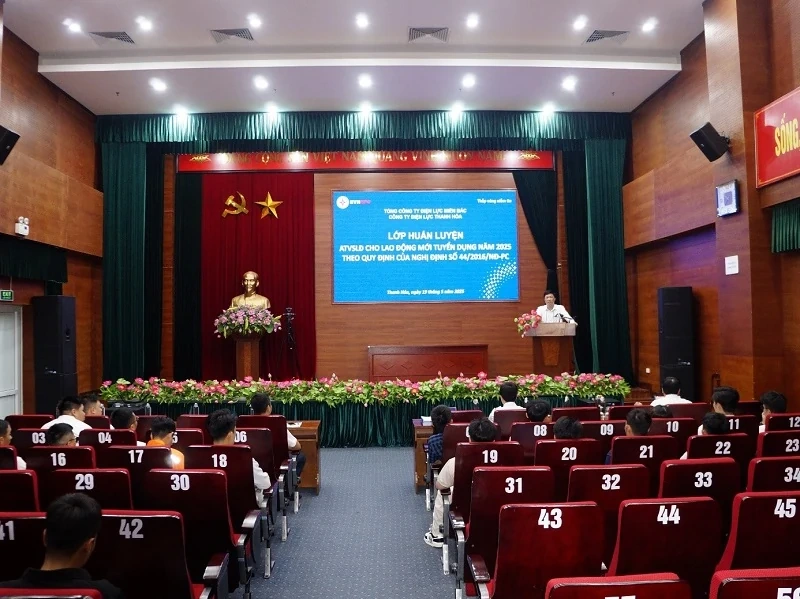 PC Thanh Hóa huấn luyện an toàn vệ sinh lao động cho lao động mới tuyển dụng