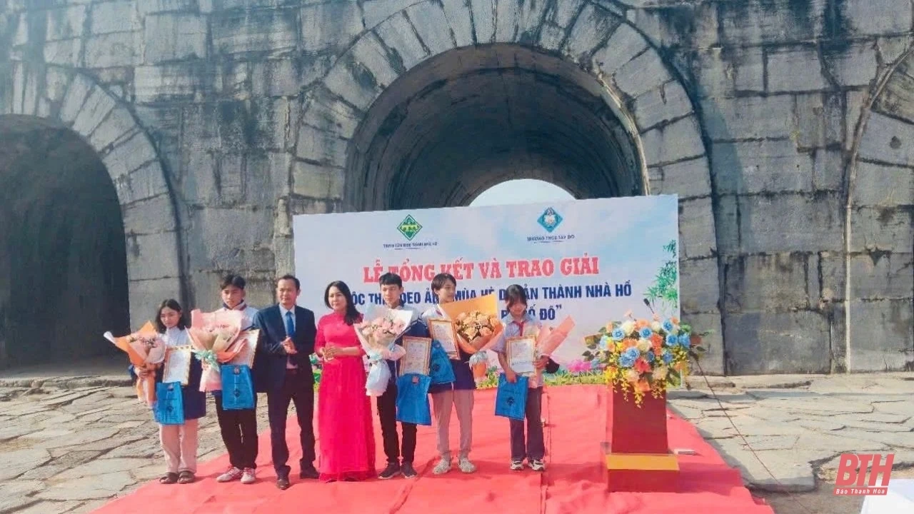 Tổ chức cuộc thi Rung chuông vàng năm thứ 3 với chủ đề: “Thành Nhà Hồ - 10 năm kinh đô, 2 vương triều, 1 điểm đến”