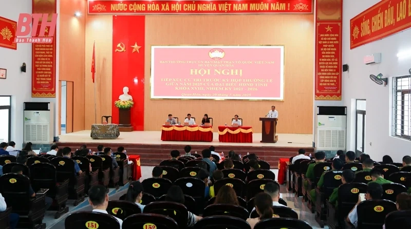 Tổ đại biểu HĐND tỉnh tiếp xúc cử tri huyện Quan Hóa