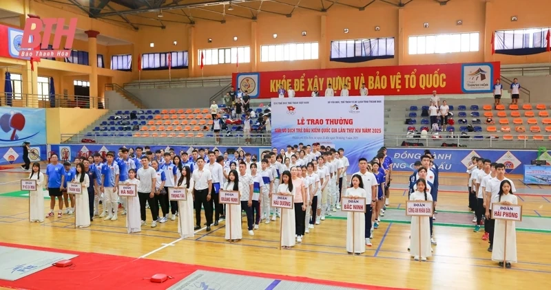 Khai mạc Giải vô địch trẻ Đấu kiếm quốc gia