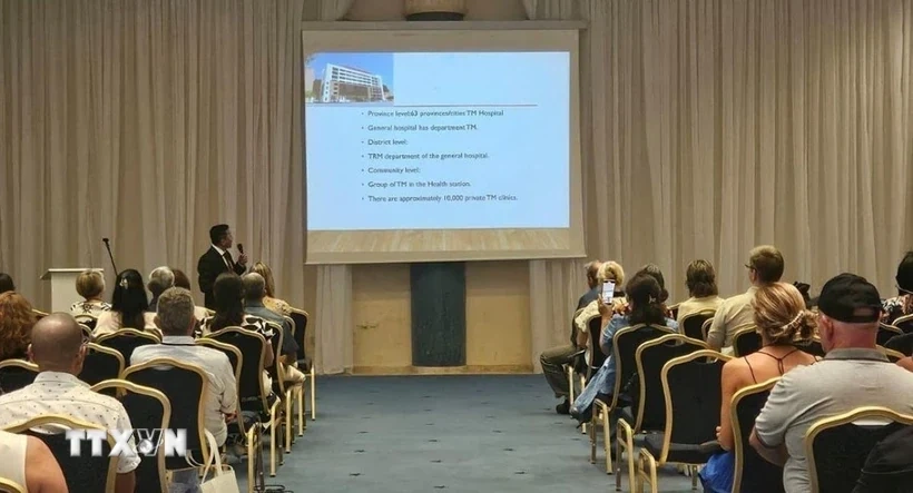 Y học cổ truyền Việt Nam là tâm điểm chú ý tại Hội nghị Quốc tế BioNCiD 2025