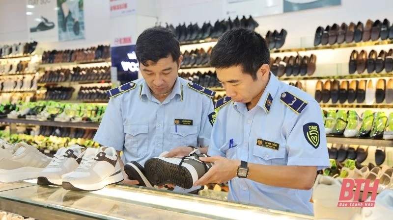 “Áp lực kép”, hàng loạt hộ kinh doanh cá thể đóng cửa