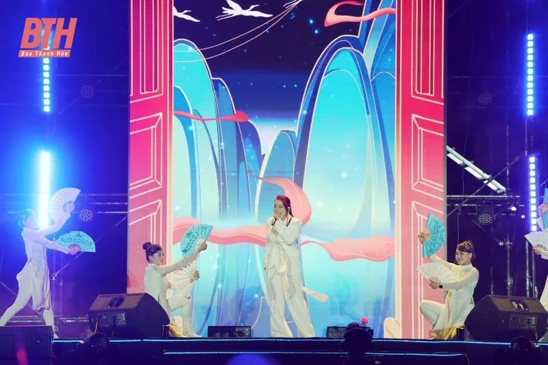 Bùng nổ với đêm đại hội âm nhạc Vlasta Summer Fest “Sea The Soul” Sầm Sơn