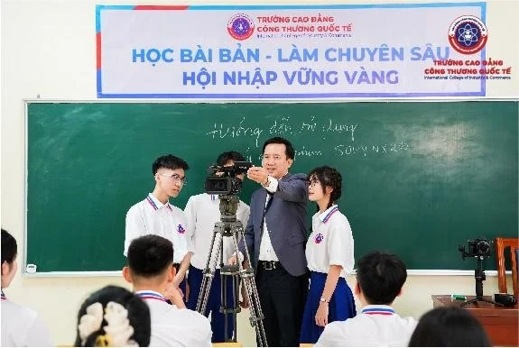 Ngành thiết kế đồ hoạ là gì? Ra trường làm gì? Học ở đâu tốt?