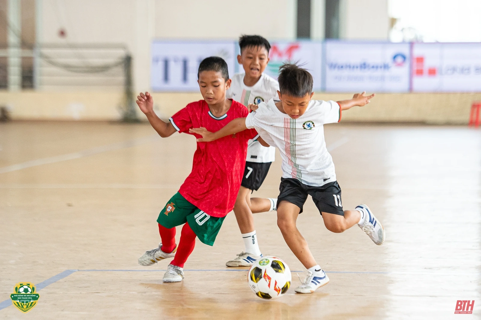 Bán kết U8 Thạch Thành - U8 Thiệu Hoá: Trận “chung kết sớm” giữa hai ứng viên nặng ký