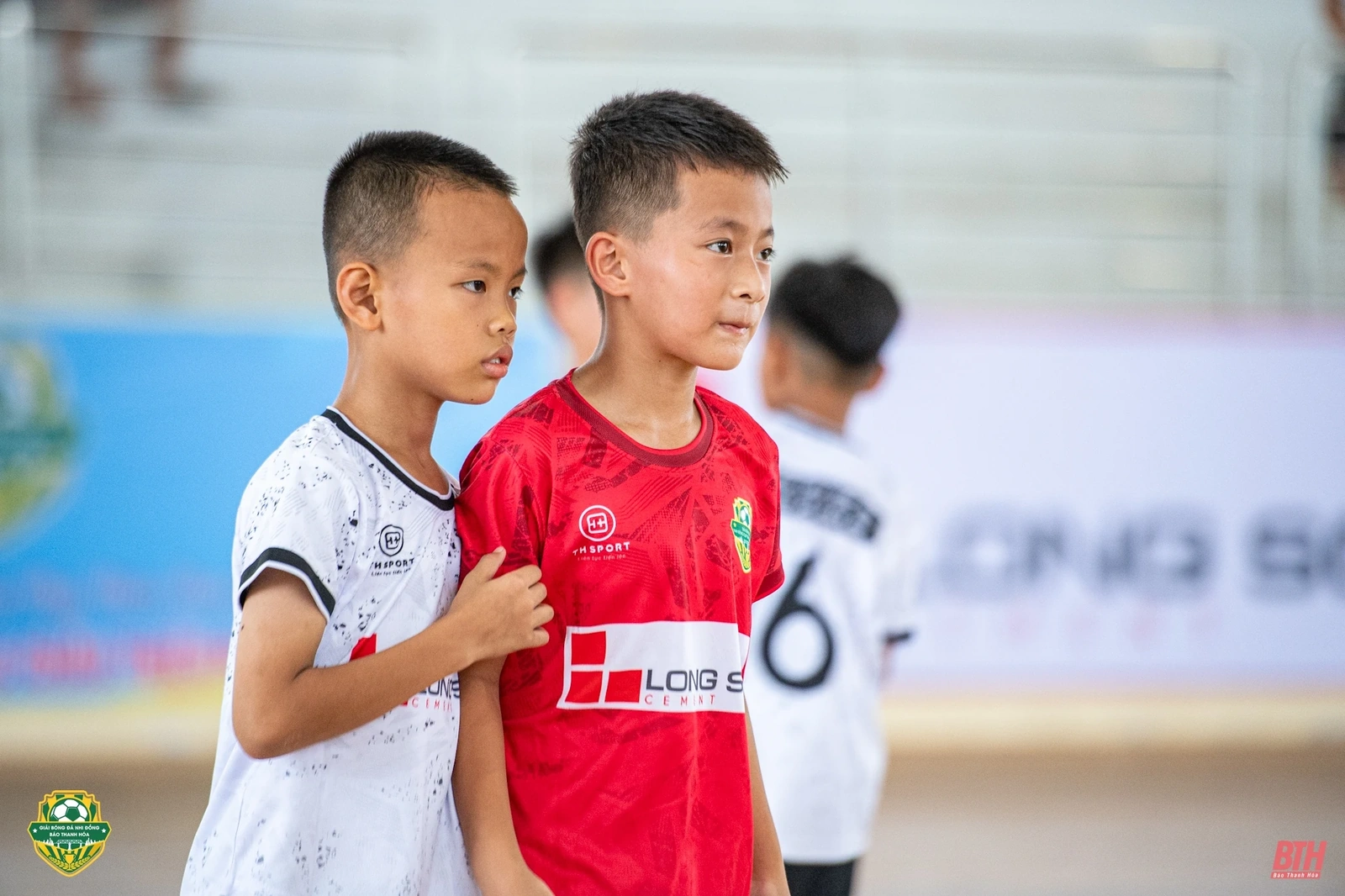 Chung kết U8 Thiệu Hóa - Nghi Sơn: Cuộc đối đầu giữa “gã khổng lồ” và chiến binh quả cảm