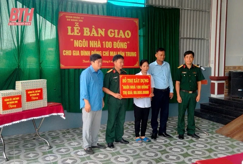 Bàn giao “Ngôi nhà 100 đồng” cho gia đình quân nhân chuyên nghiệp